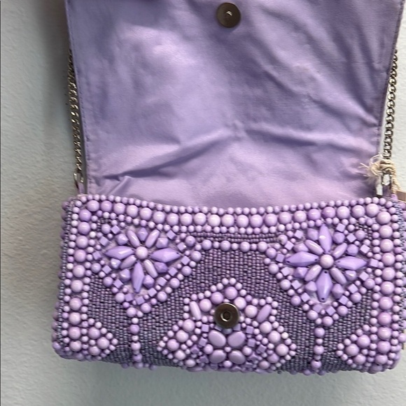 This. ✨ Beaded Clutch with Geometric Design - Picture 2 of 11